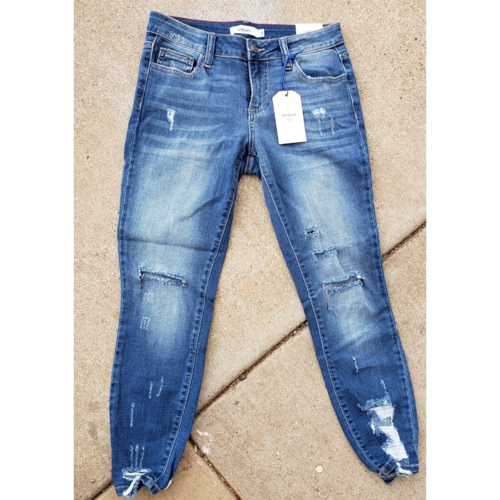 Jeans - Picture 2 of 2